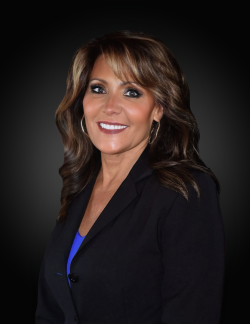 Tamra Cannon Headshot