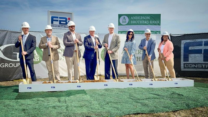 The Anderson Brothers Bank Executive team breaking ground in Sumter
